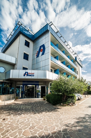 Imagen general del Hotel Amico, MARINA DI CITTA SANT ANGELO. Foto 1