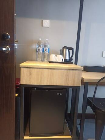 Imagen de la habitación del Hotel Amigo Bintulu. Foto 26