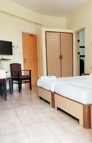 Imagen general del Hotel Amigo Plaza. Foto 4
