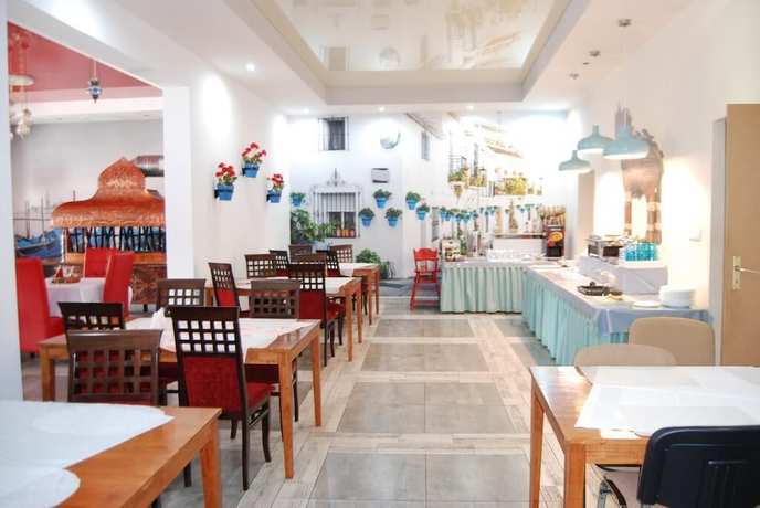Imagen del bar/restaurante del Hotel Amigo, Sulej&oacute;wek. Foto 3