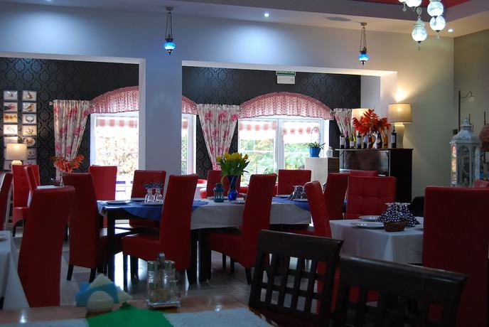 Imagen del bar/restaurante del Hotel Amigo, Sulej&oacute;wek. Foto 7