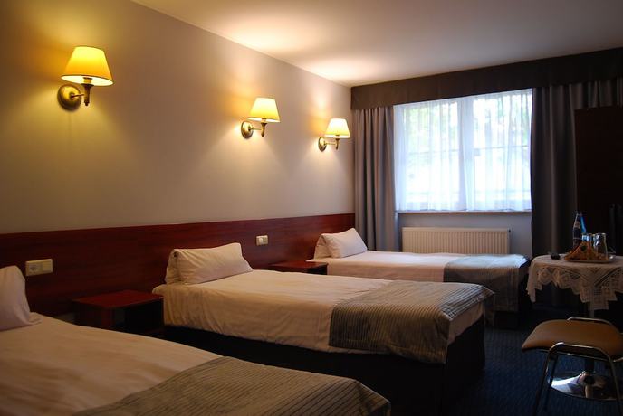 Imagen de la habitación del Hotel Amigo, Sulej&oacute;wek. Foto 16