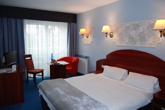 Imagen de la habitación del Hotel Amigo, Sulej&oacute;wek. Foto 17