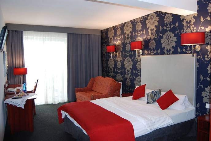 Imagen de la habitación del Hotel Amigo, Sulej&oacute;wek. Foto 19