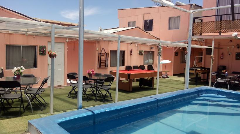 Imagen de la piscina del Hotel Amigos. Foto 20