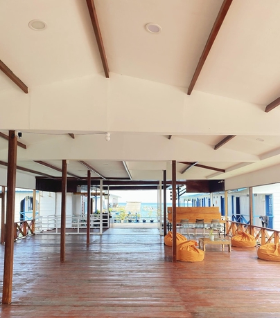 Imagen de los interiores del Hotel Amina Holidays. Foto 8