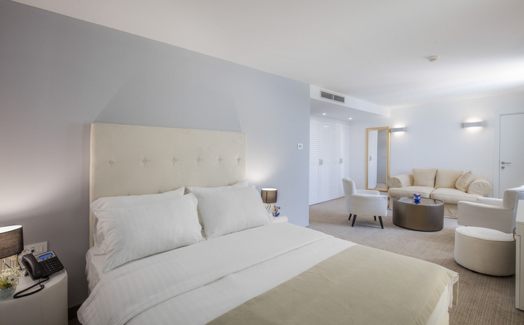 Imagen de la habitación del Hotel Aminess Bellevue. Foto 8