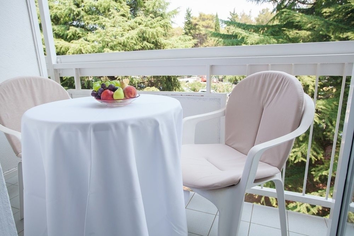 Imagen de la habitación del Hotel Aminess Laguna. Foto 2