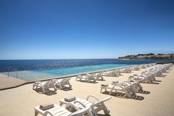 Imagen de los exteriores del Hotel Aminess Laguna. Foto 11