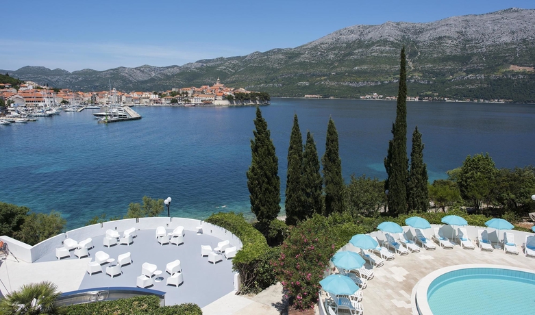 Imagen de la piscina del Hotel Aminess Liburna. Foto 14