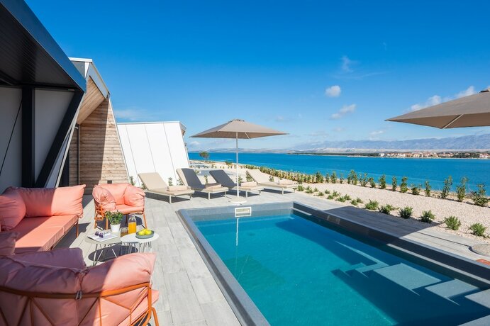 Imagen general del Hotel Aminess Style Glamping & Holiday Homes Avalona. Foto 4