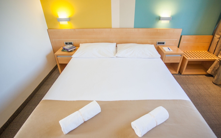 Imagen de la habitación del Hotel Aminess Vival Maestral. Foto 7