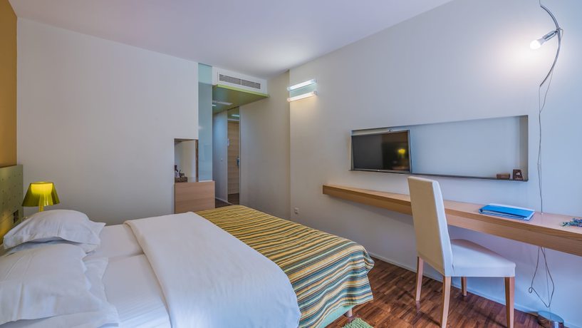 Imagen de la habitación del Hotel Aminess Vival Velaris Resort, Brac. Foto 3