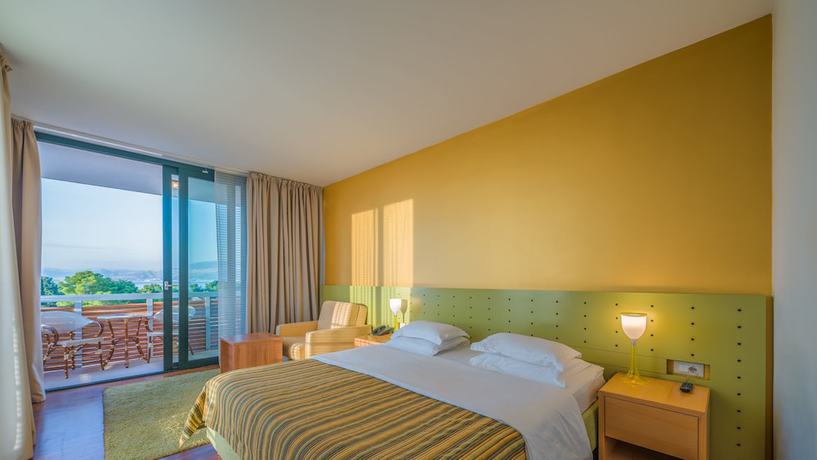 Imagen de la habitación del Hotel Aminess Vival Velaris Resort. Foto 8