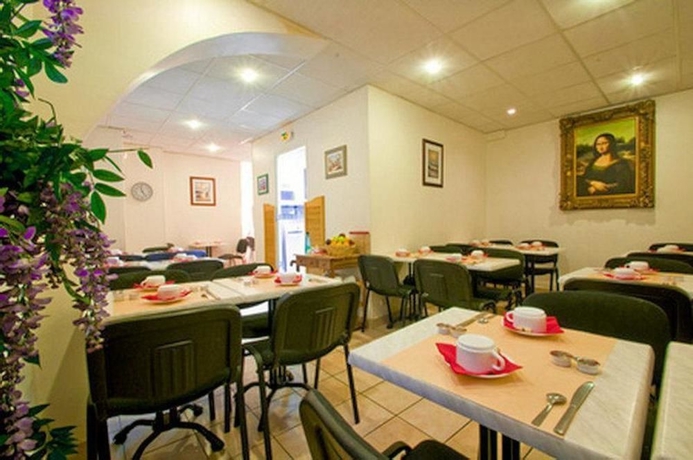 Imagen del bar/restaurante del Hotel Amiot. Foto 4