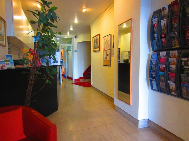 Imagen de los interiores del Hotel Amiot. Foto 14
