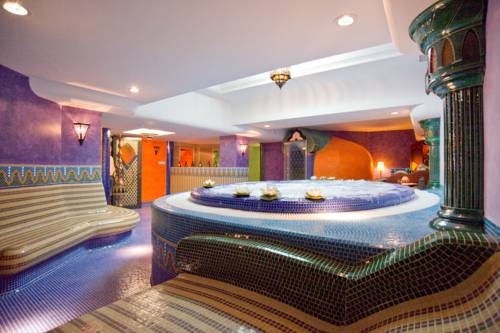 Imagen general del Hotel Amira Boutique Hotel H&eacute;v&iacute;z Wellness Y Spa. Foto 5