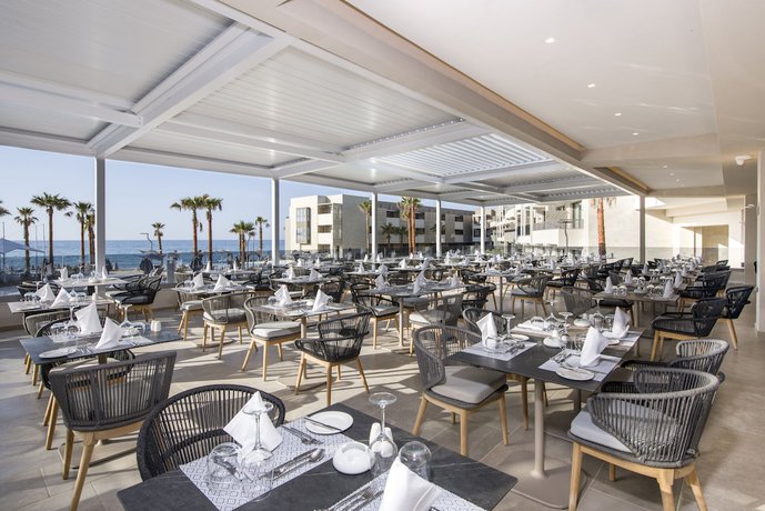 Imagen del bar/restaurante del Hotel Amira Luxury Resort and Spa. Foto 2