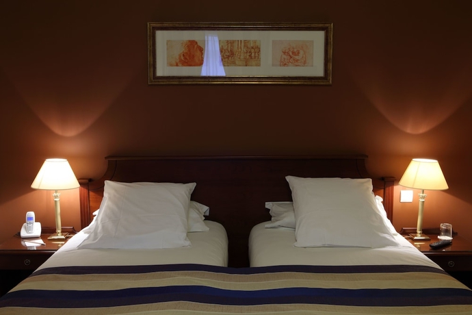 Imagen de la habitación del Hotel Amiral, Plaza de Italia. Foto 3