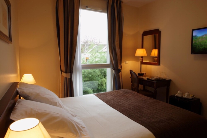 Imagen de la habitación del Hotel Amiral, Plaza de Italia. Foto 4