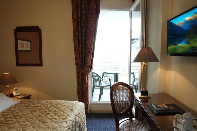 Imagen de la habitación del Hotel Amiral, Plaza de Italia. Foto 11