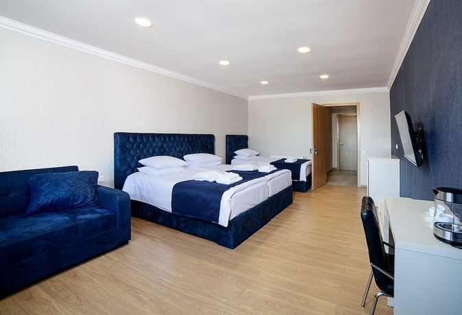 Imagen de la habitación del Hotel Amiranis Parki. Foto 7
