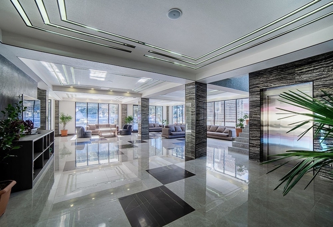 Imagen de los interiores del Hotel Amiranis Parki. Foto 12