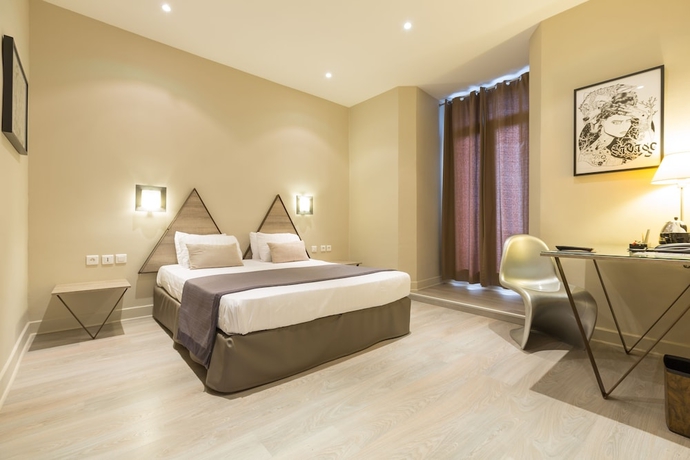 Imagen de la habitación del Hotel Amirauté, Toulon. Foto 14