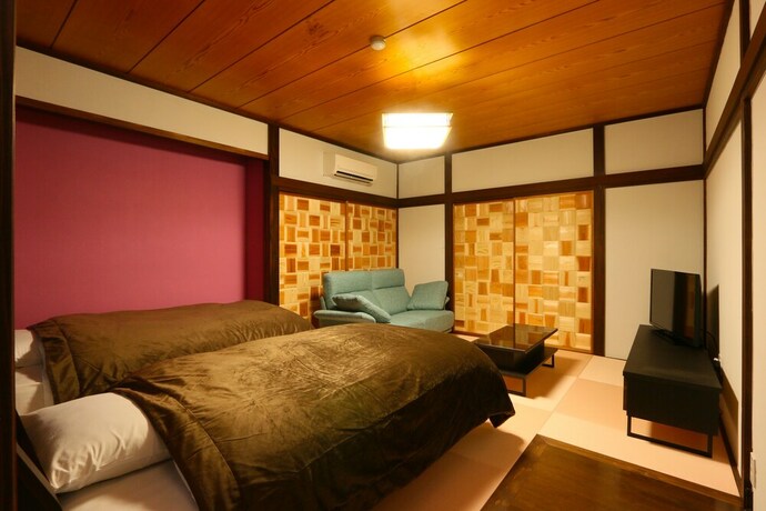Imagen de la habitación del Hotel Amis Droles. Foto 21