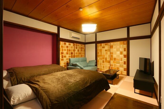 Imagen de la habitación del Hotel Amis Droles. Foto 31