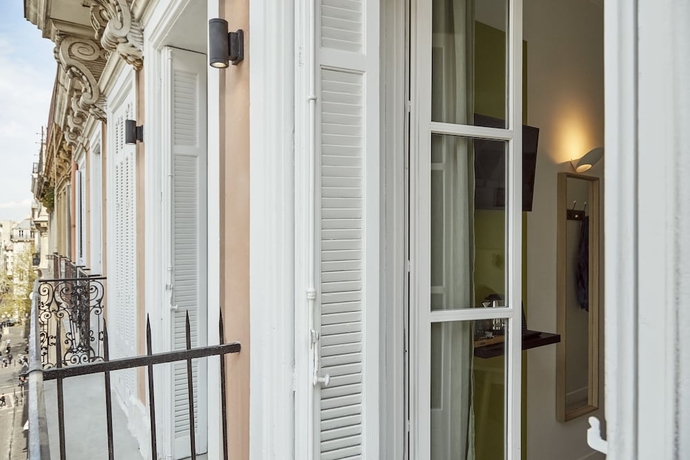 Imagen de la habitación del Hotel Amista Marseille. Foto 14