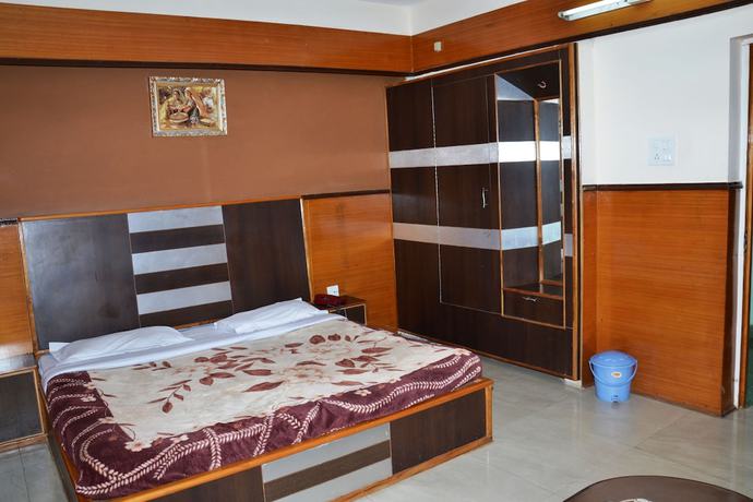 Imagen de la habitación del Hotel Amit, Bhuntar. Foto 10