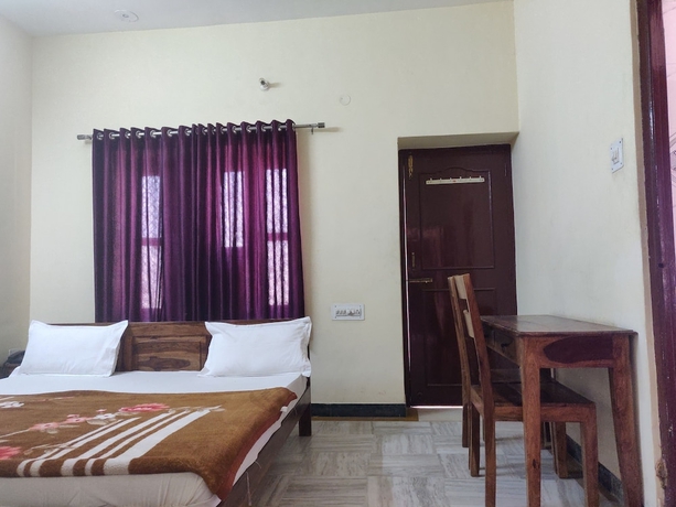 Imagen de la habitación del Hotel Amit Palace. Foto 12