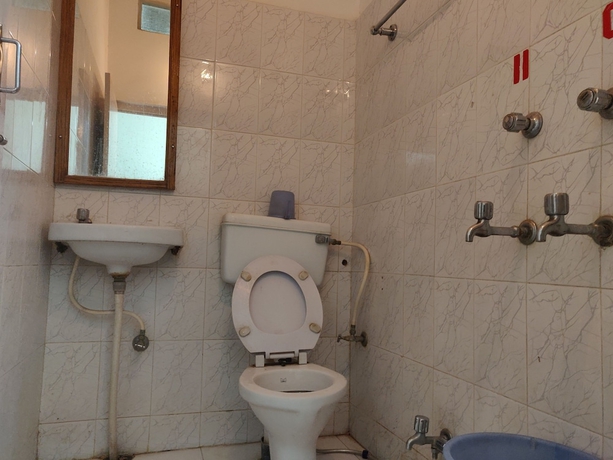 Imagen de la habitación del Hotel Amit Palace. Foto 16