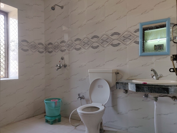 Imagen de la habitación del Hotel Amit Palace. Foto 17