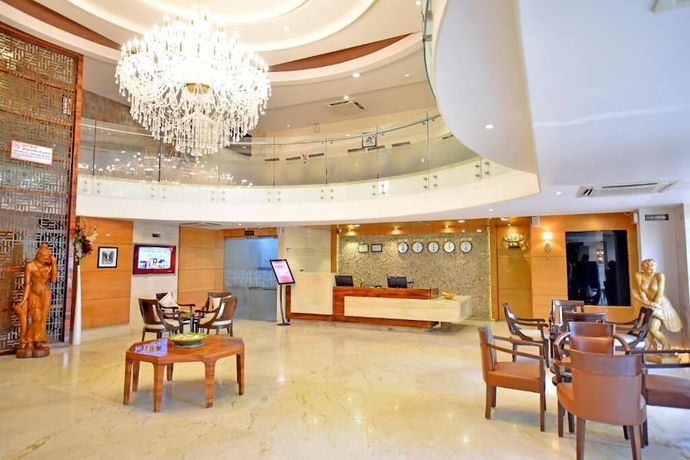 Imagen de los interiores del Hotel Amit Park International. Foto 6