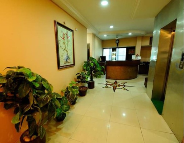 Imagen de los interiores del Hotel Amit Regency. Foto 12