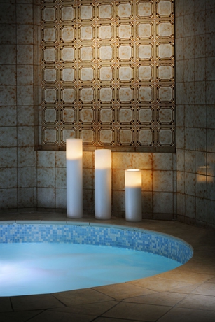 Imagen de la piscina del Hotel Amman Marriott. Foto 16