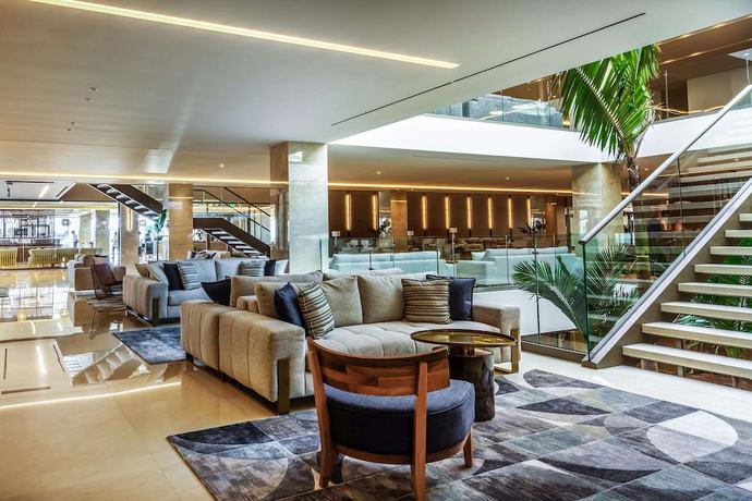 Imagen de los interiores del Hotel Ammoa Luxury and Spa Resort. Foto 4