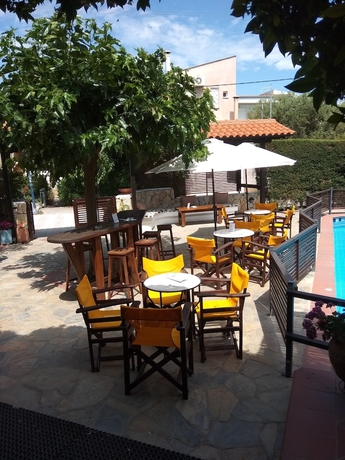 Imagen de los exteriores del Hotel Ammon Garden. Foto 15