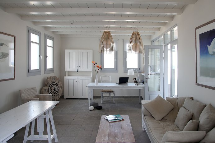 Imagen de los interiores del Hotel Ammos. Foto 18