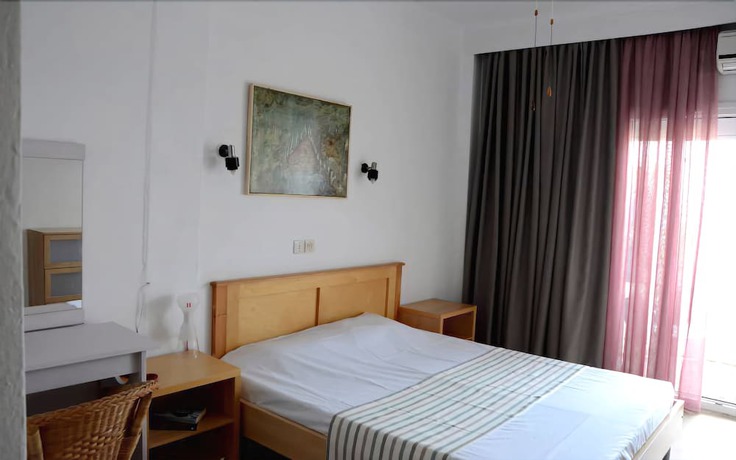 Imagen de la habitación del Hotel Ammos. Foto 16