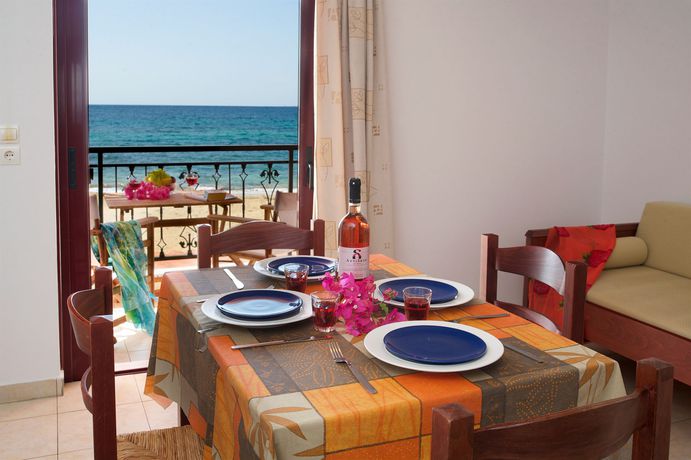 Imagen de los exteriores del Hotel Ammos Residence. Foto 10