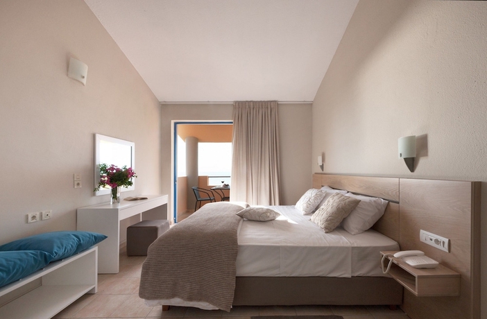 Imagen de la habitación del Hotel Ammoudia Maisonettes. Foto 9