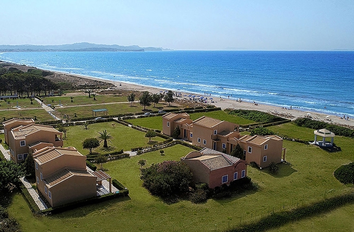 Imagen general del Hotel Ammoudia Maisonettes. Foto 1