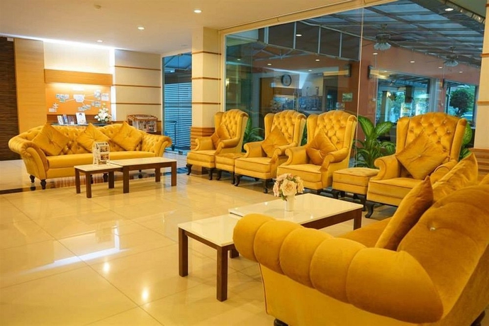 Imagen de los interiores del Hotel Amnauysuk. Foto 16