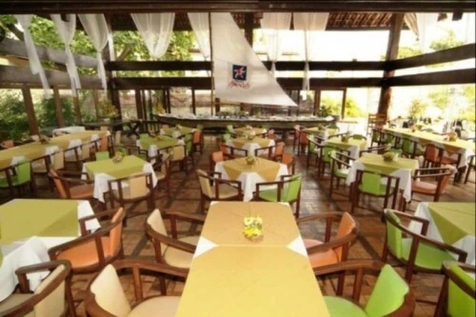 Imagen del bar/restaurante del Hotel Amoaras Resort. Foto 8