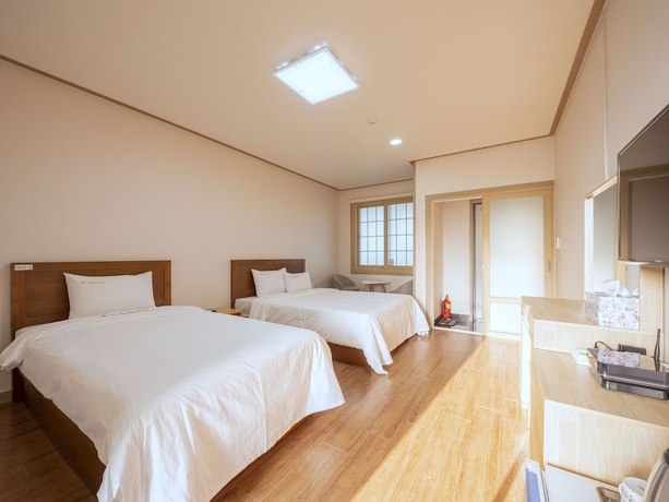 Imagen de la habitación del Hotel Amor House. Foto 5