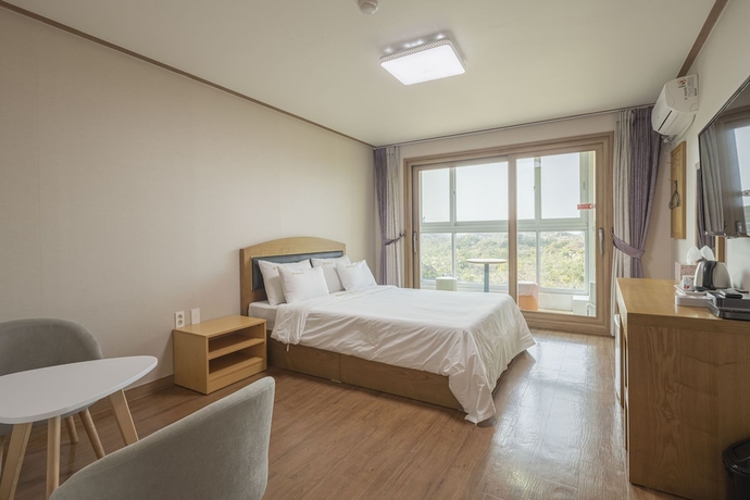 Imagen de la habitación del Hotel Amor House. Foto 6