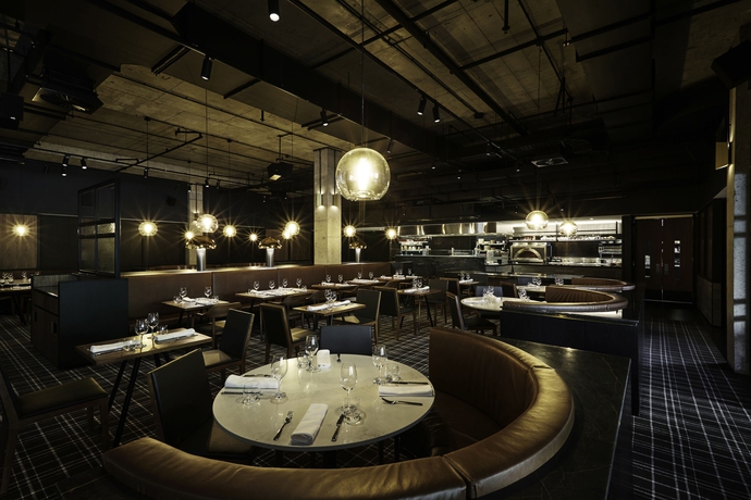 Imagen del bar/restaurante del Hotel Amora Adelaide. Foto 1